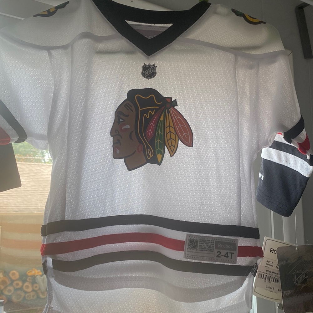 Kids black hawk jersey
